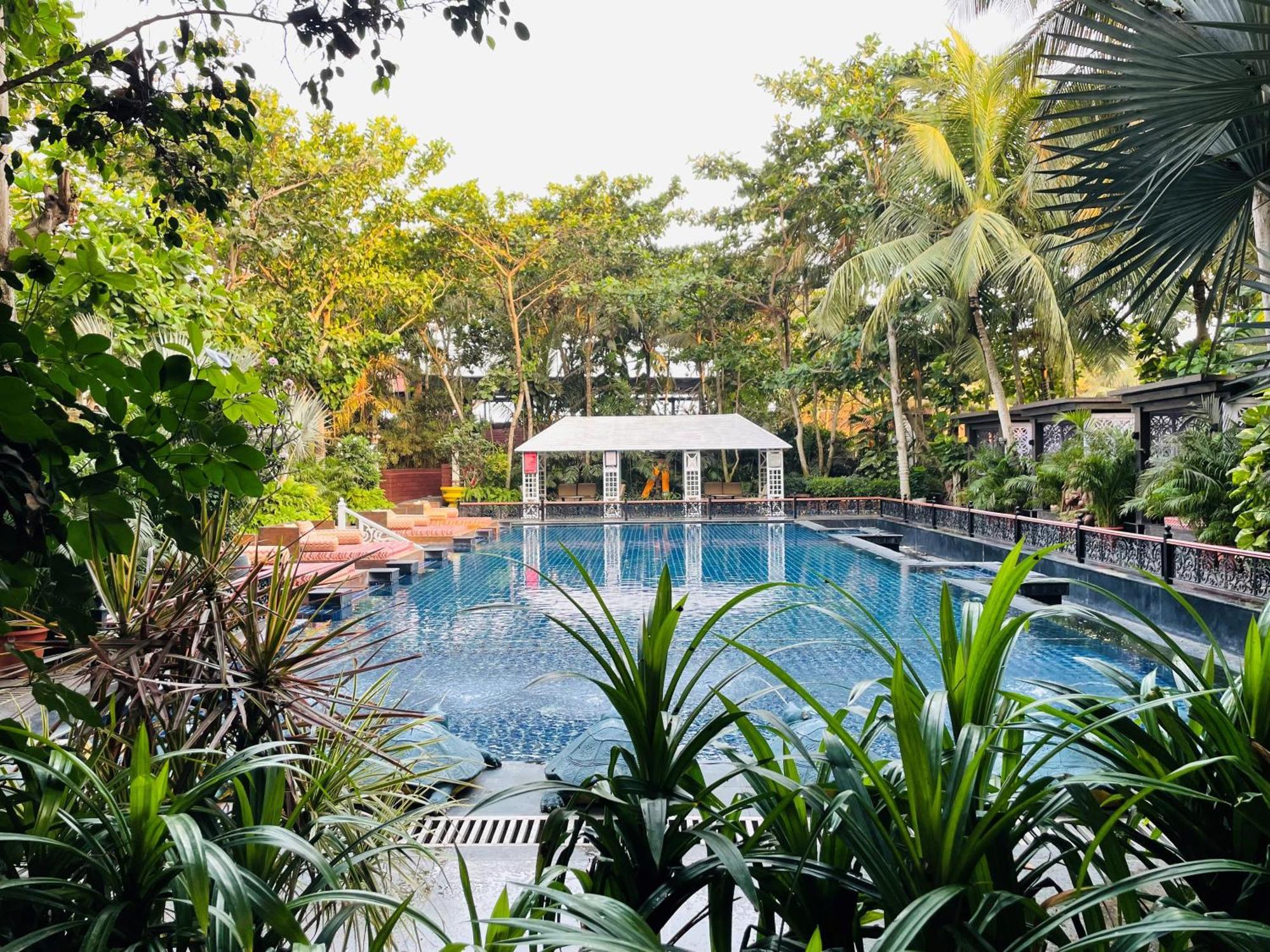 Mayfair Palm Beach Resort Gopālpur エクステリア 写真